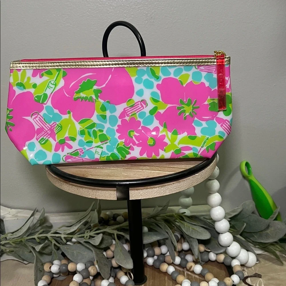 Lilly Pulitzer For Estee Lauder Cosmetic Bag.